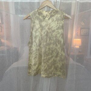 Lululemon Athletica Tie Dye Yellow Sleeveless Tank Top
